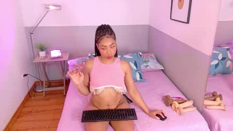 SAMANTHA  online show from 05-15-26, 02:51