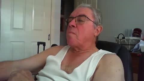 Skipper1970 online show from 04-06-26, 01:25
