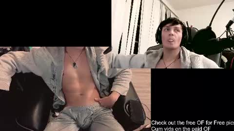 Snapshot of skrogdog chatting on 06-14-26, 01:58 skrogdog online show from 06-14-26, 01:58