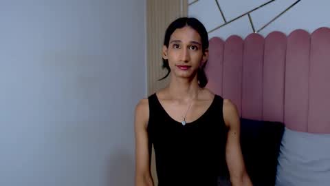 Snapshot of sky_fox_1 chatting on 12-09-24, 02:39 STIVEN online show from 12-09-24, 02:39