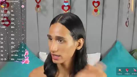 Snapshot of sky_fox_1 chatting on 02-23-25, 02:18 STIVEN online show from 02-23-25, 02:18