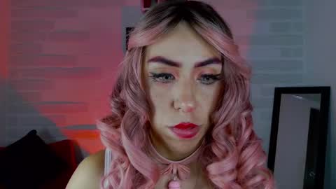 Snapshot of sky_girl1 chatting on 01-12-25, 08:14 Mile online show from 01-12-25, 08:14