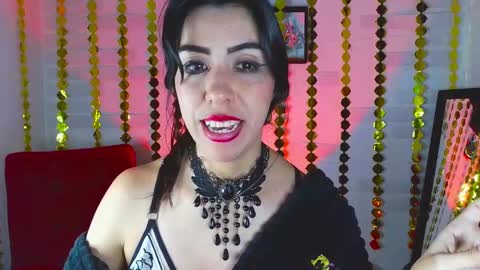 Snapshot of sky_girl1 chatting on 03-05-25, 01:52 Mile online show from 03-05-25, 01:52