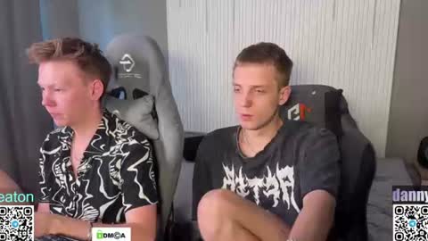 sky_hunter online show from 06-11-26, 10:57