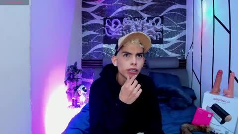 Daniel online show from 02-08-26, 02:59