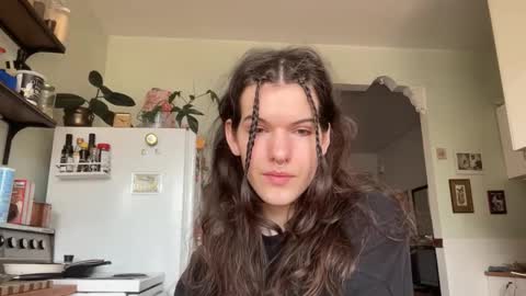 Snapshot of sky_lounge chatting on 04-08-26, 06:52 sky lounge online show from 04-08-26, 06:52