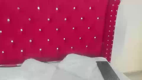 sky_ls online show from 09-22-25, 03:36