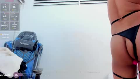 Snapshot of sky_velvet chatting on 02-20-26, 06:26 SKY online show from 02-20-26, 06:26