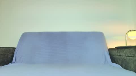 Snapshot of skye_moore chatting on 09-18-25, 12:40 skye moore online show from 09-18-25, 12:40