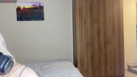 Snapshot of skyedavis chatting on 02-05-26, 09:30 skyedavis online show from 02-05-26, 09:30