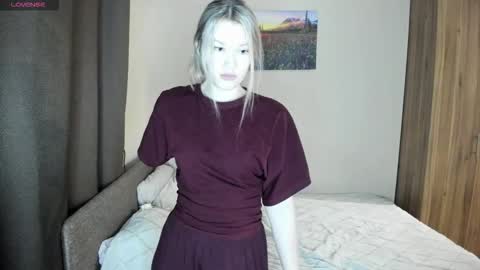 Snapshot of skyedavis chatting on 02-06-26, 07:17 skyedavis online show from 02-06-26, 07:17