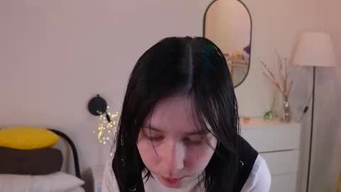 Melissa online show from 11-22-25, 07:40