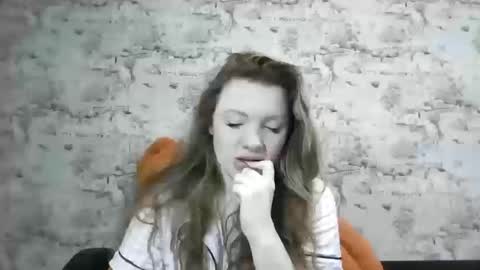 Skyler online show from 03-12-26, 09:59