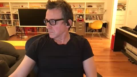 Skyline3371 online show from 02-19-26, 03:13