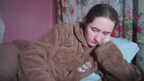 Snapshot of skyressie333 chatting on 12-12-24, 02:11 skyressie333 online show from 12-12-24, 02:11