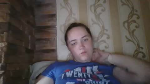 Snapshot of skyressie333 chatting on 10-04-25, 06:39 skyressie333 online show from 10-04-25, 06:39