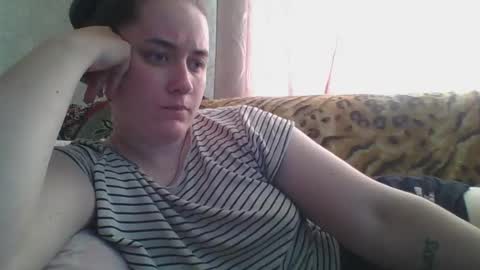 Snapshot of skyressie333 chatting on 05-14-26, 07:04 skyressie333 online show from 05-14-26, 07:04