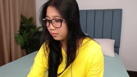 Snapshot of skytime96 chatting on 12-20-25, 08:54 Sky online show from 12-20-25, 08:54