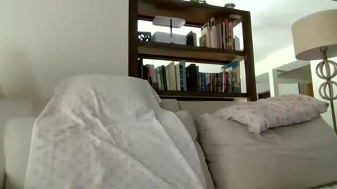 Sky Winters online show from 09-16-25, 02:40