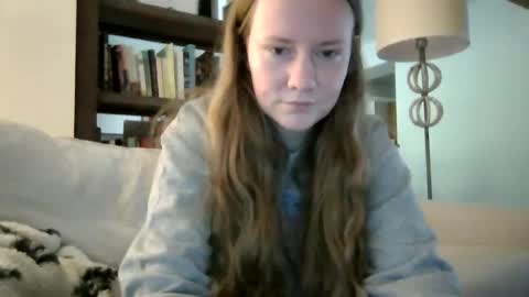 Sky Winters online show from 10-20-25, 05:02