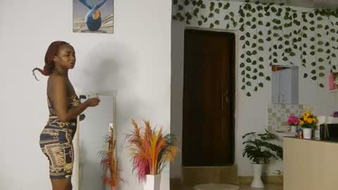 Snapshot of skyy_brown chatting on 07-03-26, 01:23 Bella online show from 07-03-26, 01:23