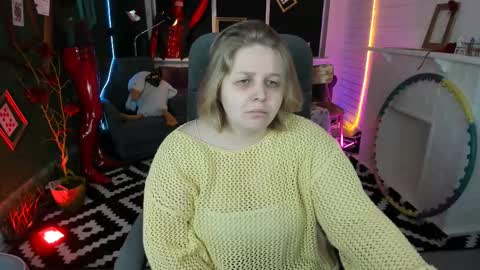 Snapshot of sladadeew chatting on 01-02-25, 09:11 Slada Deew online show from 01-02-25, 09:11