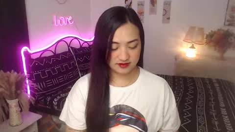 Snapshot of slave_amanda69 chatting on 12-22-25, 11:29 Queen Cyrine online show from 12-22-25, 11:29