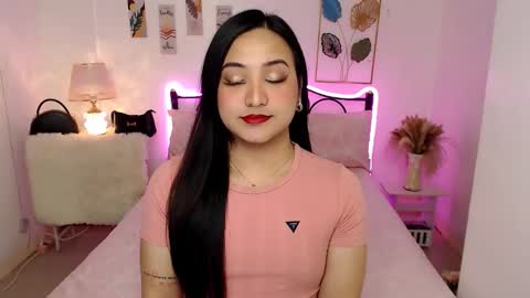 Snapshot of slave_amanda69 chatting on 01-18-26, 10:35 Queen Cyrine online show from 01-18-26, 10:35