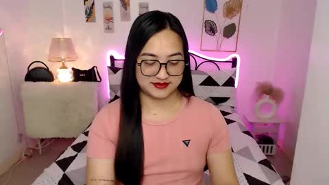 Snapshot of slave_amanda69 chatting on 02-02-26, 10:30 Queen Cyrine online show from 02-02-26, 10:30