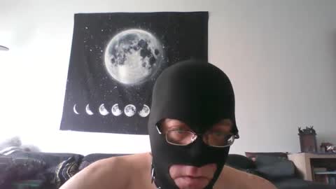 Snapshot of slaveforgodess chatting on 03-10-26, 11:37 slaveforgodess online show from 03-10-26, 11:37