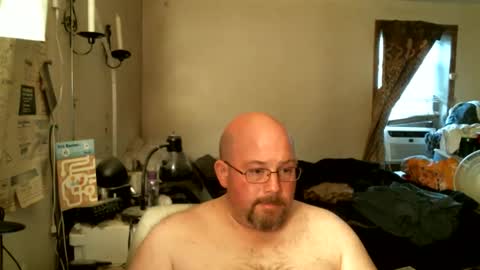 Snapshot of slavejim518 chatting on 05-14-26, 10:05 slavejim online show from 05-14-26, 10:05