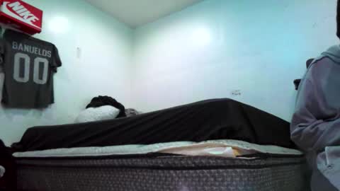 Sleazyycarlitx online show from 12-15-25, 08:29