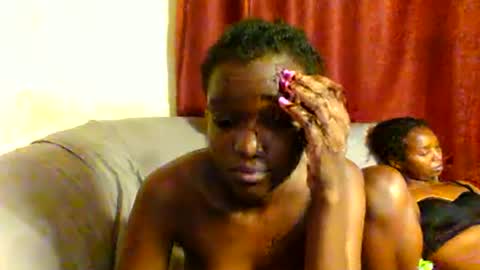 Snapshot of sleek_ass chatting on 03-10-25, 04:49 sleek_ass online show from 03-10-25, 04:49