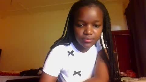 Snapshot of sleek_ass chatting on 09-09-25, 09:20 sleek_ass online show from 09-09-25, 09:20