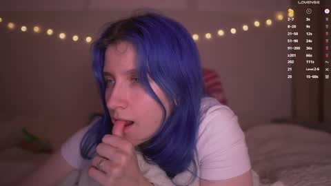 Snapshot of sleepingsonya chatting on 03-05-25, 10:32 Sonya online show from 03-05-25, 10:32