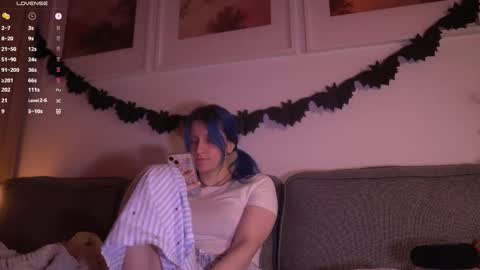 Snapshot of sleepingsonya chatting on 10-12-25, 07:13 Sonya online show from 10-12-25, 07:13