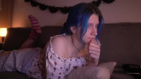 Snapshot of sleepingsonya chatting on 10-24-25, 07:32 Sonya online show from 10-24-25, 07:32