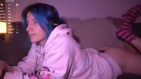 Snapshot of sleepingsonya chatting on 11-11-25, 08:20 Sonya online show from 11-11-25, 08:20