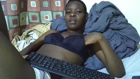 slender_queen online show from 02-12-26, 06:52