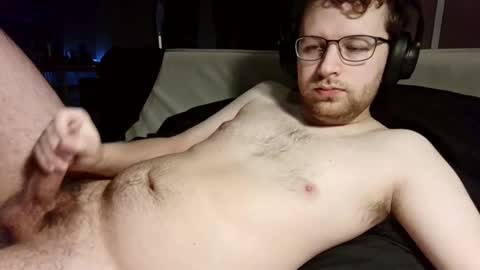 slender_slit online show from 12-21-25, 08:21