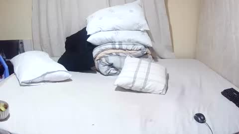 slender_sweetbabe online show from 06-29-26, 12:05