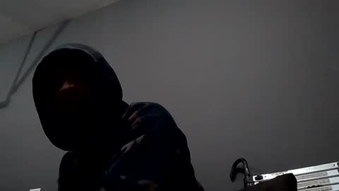 Snapshot of slickerthan12 chatting on 01-24-25, 01:24 BBC Hanging online show from 01-24-25, 01:24