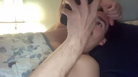 Snapshot of slickmass chatting on 12-18-24, 03:47 SlickMass online show from 12-18-24, 03:47