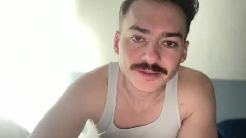 Snapshot of slickmass chatting on 03-03-25, 02:04 SlickMass online show from 03-03-25, 02:04