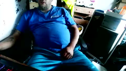 slickwill2391 online show from 06-23-26, 11:47