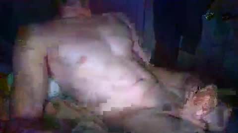 slideitin96 online show from 10-13-25, 04:12