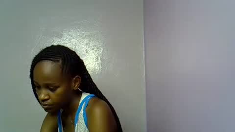 Snapshot of slim_alicia chatting on 10-07-25, 12:24 Alicia online show from 10-07-25, 12:24