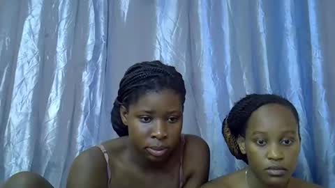 Snapshot of slim_alicia chatting on 10-15-25, 06:08 Alicia online show from 10-15-25, 06:08