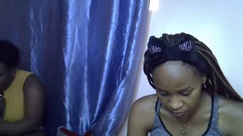 Snapshot of slim_alicia chatting on 12-17-25, 07:58 Alicia online show from 12-17-25, 07:58