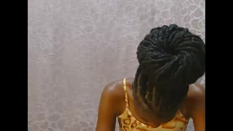 slim_girl01 online show from 01-28-25, 04:52